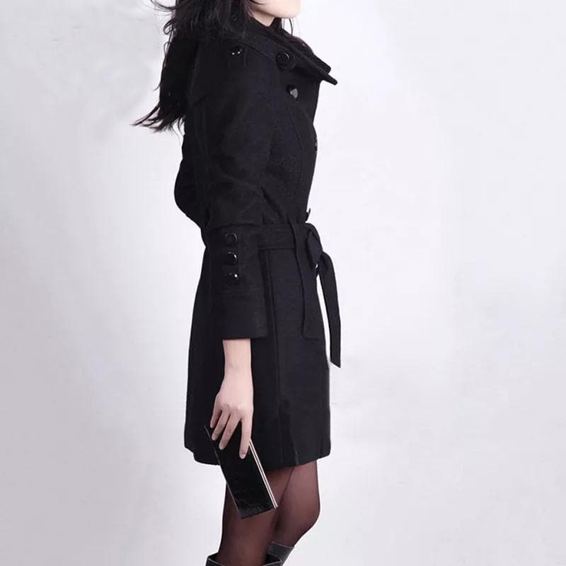 Manteau à la mode avec double rangée de boutons